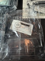 Nissan Pathfinder #30001 Plastic Model Kit 1:24 Scale NIOB Sealed Parts