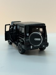 Mercedes AMG G-Class Diecast Model Car Metal Black w/ Lights & Opening Doors