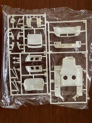 Revell (Fujimi) 1/24 Ford GT40 Dan Gurney car #2 Priced to Sell!