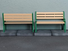 1/18 Scale Park Bench – For model car or 3.75″ action figure diorama (set of 2)