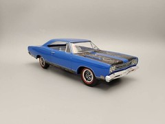 AMT 1/25 Scale 1969 Plymouth GTX Hardtop Plastic Model Kit AMT1483