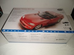 Testors 135 RED DODGE VIPER RT/10 Metal body KIT 1/43 sealed package