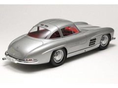 Tamiya 24338 1/24 Scale Model Car Kit Mercedes-Benz 300SL W198 Gullwing Coupe