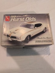 AMT Ertl 1969 Hurst Olds Muscle Car 1/25#6898 F/S In 1989 Model Kit Rare