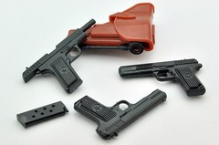 TomyTec Little Armory 1/12 LA085 Tokarev Pistol & Makarov Pistol Model Kit