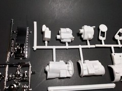 AMT Kenworth W-925 Tractor 1/25 Cummins 6 cylinder diesel engine motor nta-370