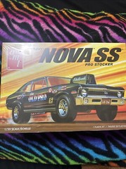 AMT 1972 Chevy Nova SS Pro Stocker 1/25 Scale Plastic Model Kit! #AMT1142M/12