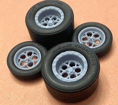 Resin 17/15 Scale in. “Weld Magnum III” Drag Wheels W/ Cheater Slicks 1/24,1/25