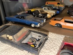 Lot Of 30 Vintage Junkyard Model Parts & Bodies Chevelle Vans Harley Trailer GTO