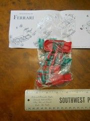 GLENCOE #3604 MINIKITS JAGUAR XK120 AND FERRARI IN 1/72ND SCALE (NEW IN BOX)