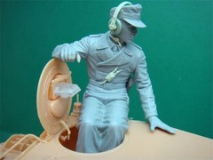 Classy Hobby 1/16 German Wehrmacht Panzer Crew (Commander) MC16005