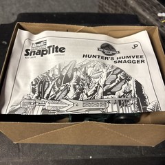 Revell SnapTite 1/25 Jurassic Park Lost World Hunter’s Humvee Snagger Hummer