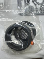 Tamiya Yamaha YZR-M1 ’04 No. 46/No. 17 1/12th Motorcycle READ***