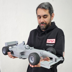 Ferrari F1 2000 World Championship Model Kit Scale 1/2, 1/8, or 1/6