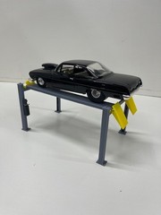 4 Post Lift for Display or Diorama in 1/24th, 1/25th Scale for model car display