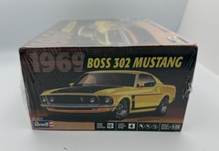 1969 Mustang Boss 302 1:25 Scale Model Kit Revell
