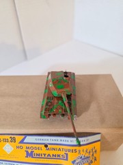 Roco HO Minitanks Z-133.39 German Tank Mark VI “Tiger II” Austria OB Customized