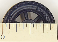 Set of 2 Good Year Rally GT tires 1:25, model, junkyard (3)