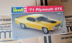 Revell 1971 Plymouth GTX 1/24 scale Factory Sealed Take a look