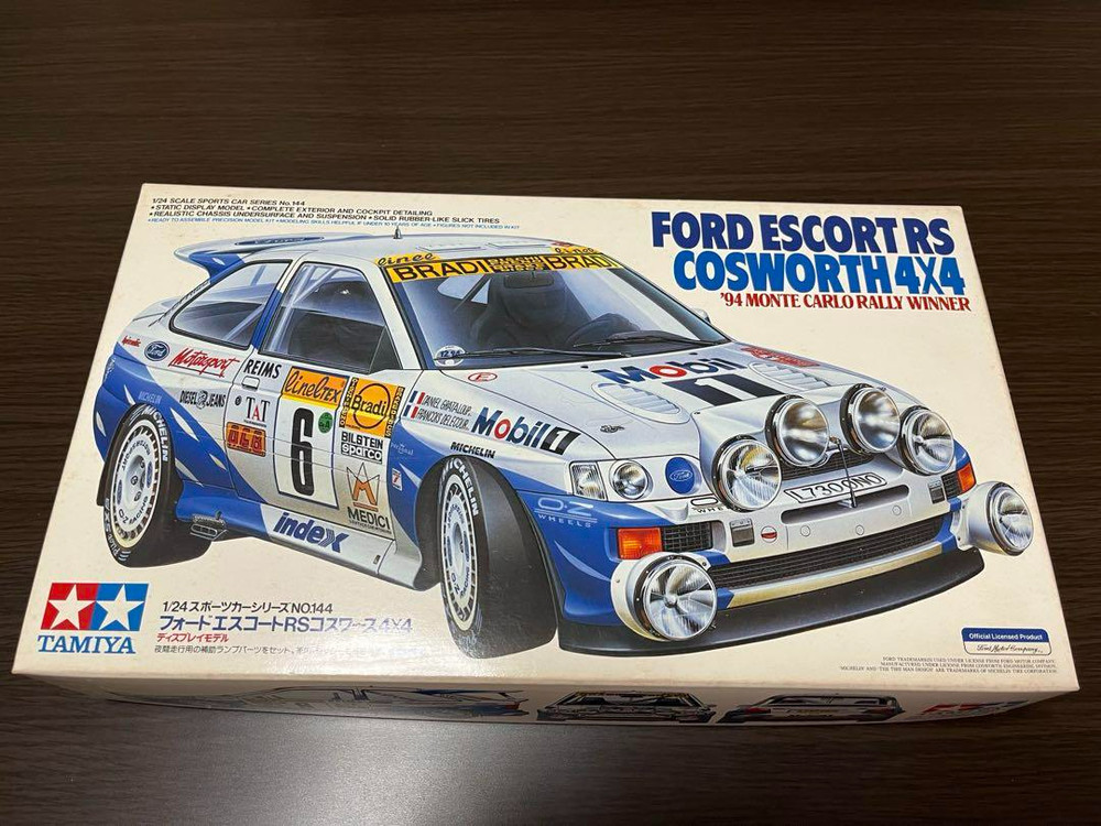 Tamiya 1/24 Ford Escort RS Cosworth 4×4 Sport Car Series NO.144 Model Kit