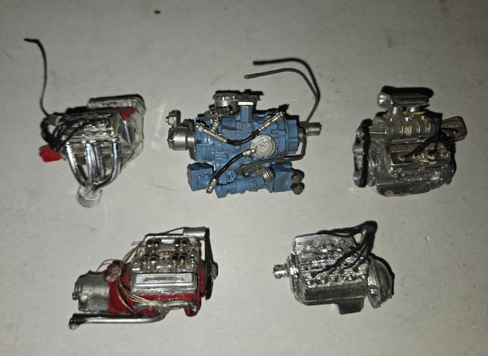 1960s 1/25 Model Car Engines Lot of 5 – Vintage Model Kit Parts – Lot F