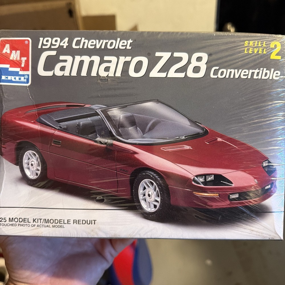 😎1994⭐️Chevrolet⭐️Camaro🚨Z28😎Convertible AMT 1:25 Model Sealed