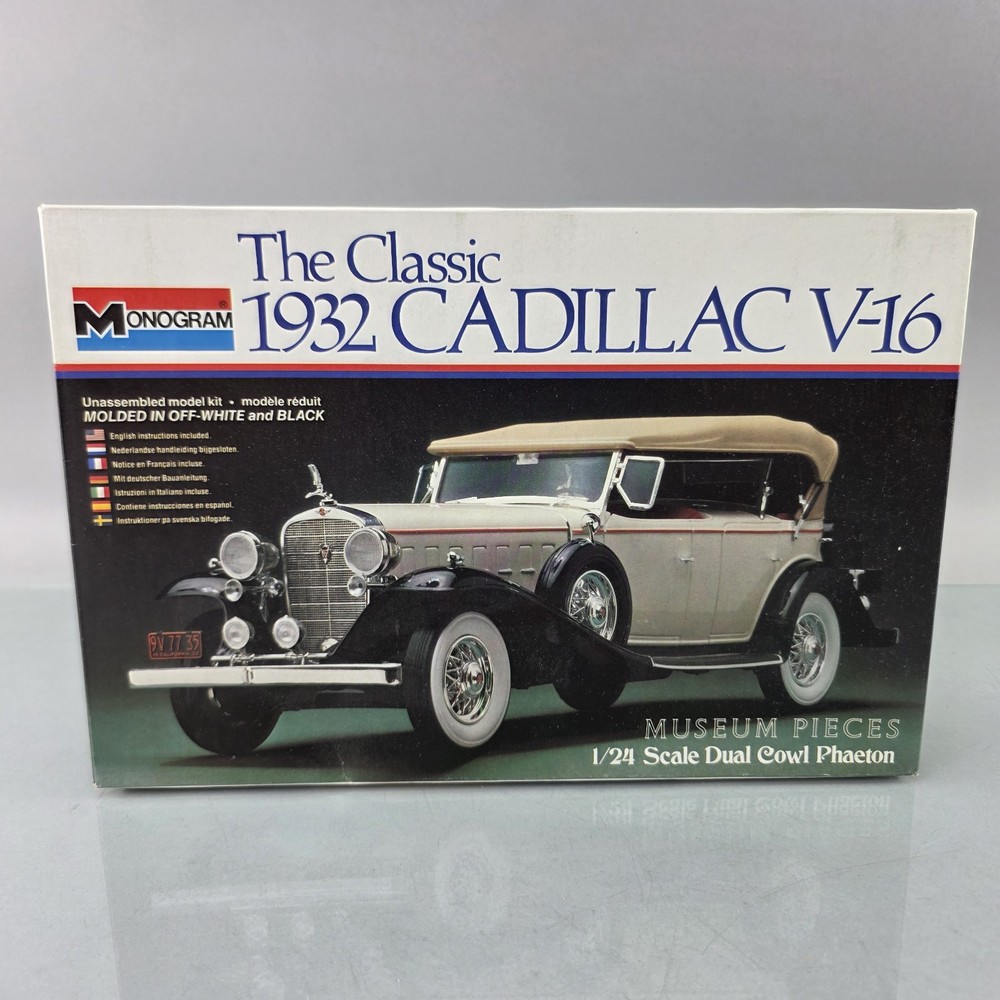 Monogram 2305 1/24 1932 Cadillac V-16 Dual Cowl Phaeton Model Kit Vintage OPEN