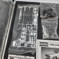 1969 Chevrolet Camaro Indy Pace Car 1:25 Scale Model Kit Monogram