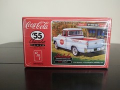 AMT COCA COLA ’55 CHEVY CAMEO PICKUP TRUCK MODEL KIT Plastic 1:25 Scale AMT1094