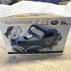 Testors 1:24 ’41 Willys Coupe/Gasser Metal Model Kit Hot Rod Pre-Painted Blue