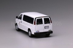 596 1:64 White GMC Express 3500 Police Van Model Diecast Display Car Collection