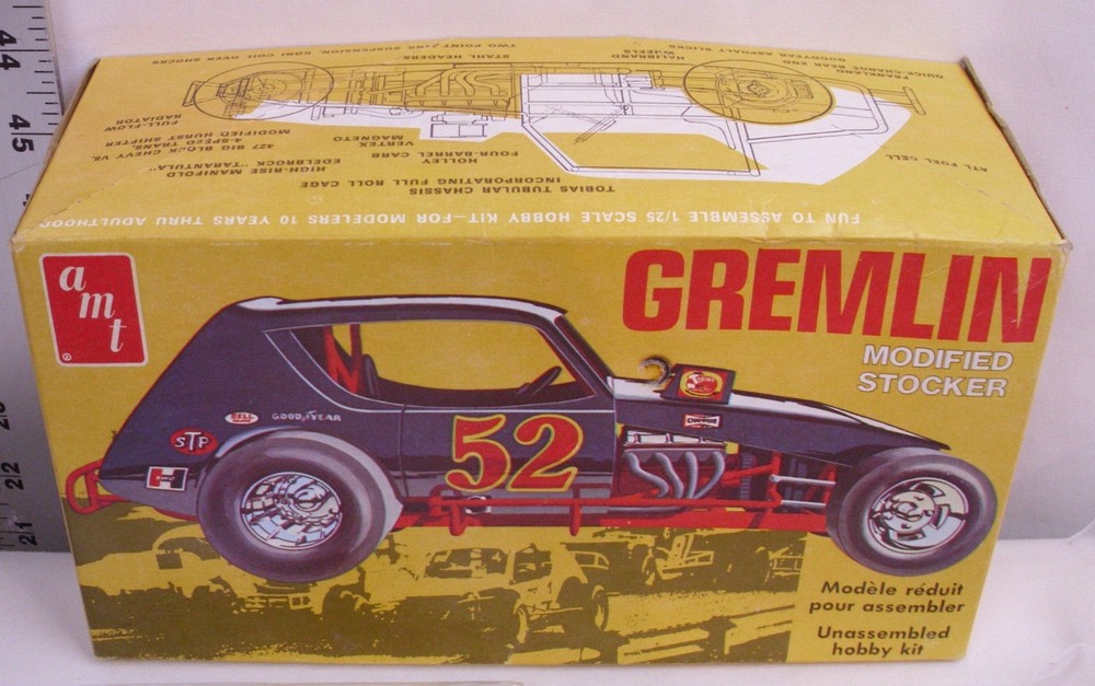 AMT GREMLIN MODIFIED STOCKER RACE CAR MODEL KIT 1:25 T175