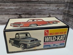 AMT 1953 Ford Pick Up Truck Wild Kat Model Kit