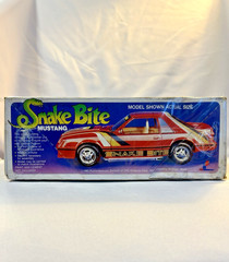 MPC FORD Mustang Cobra “Snake Bite” 2 ‘n 1 model kit NEW in FACTORY SEALED BOX
