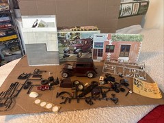 AMT RARE ORGINAL ISSUE BONNIE & CLYDE 1932 FORD VICTORIA KIT 1/25 Needs Finishin