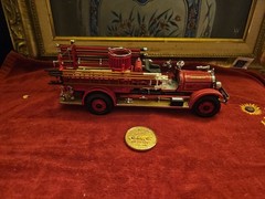 Signature Models 1:24 Model Fire Engine: 1927 SEAGRAVE Dover Plains–