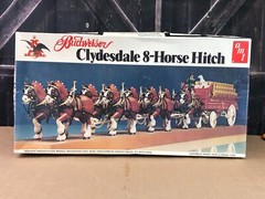 OPEN BOX AMT MATCHBOX 1:20 Model Kit BUDWEISER CLYDESDALE 8-HORSE HITCH No. 7702