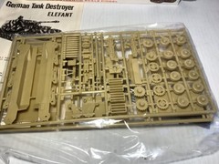 ESCI #8006 Elefant 1/72 German Tank Destroyer Tank Model Open Box Parts Sealed