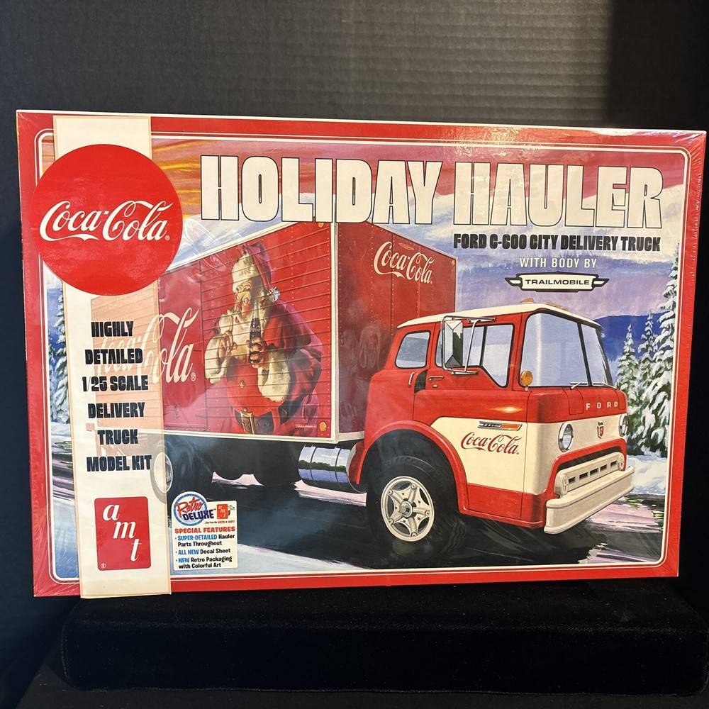AMT 1459 COCA COLA HOLIDAY HAULER FORD C-600 DELIVERY TRUCK MODEL KIT-NIB-1/25