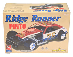AMT ERTL Ridge Runner Pinto 1:25 Model King Kit Ford Dirt Track Racer 2004, New