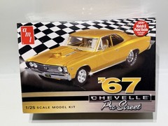 AMT 1967 Chevy Chevelle Pro Street 2T 1/25 Scale NEW/Sealed Model Kit