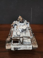 1/35 Built Dragon German Panzer III Ausf N Tank Winter WWII w/commander fig