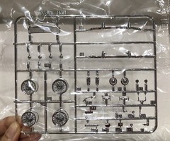 MG MGB 1978 JAPAN MODEL 1/24 MODEL KIT AOSHIMA