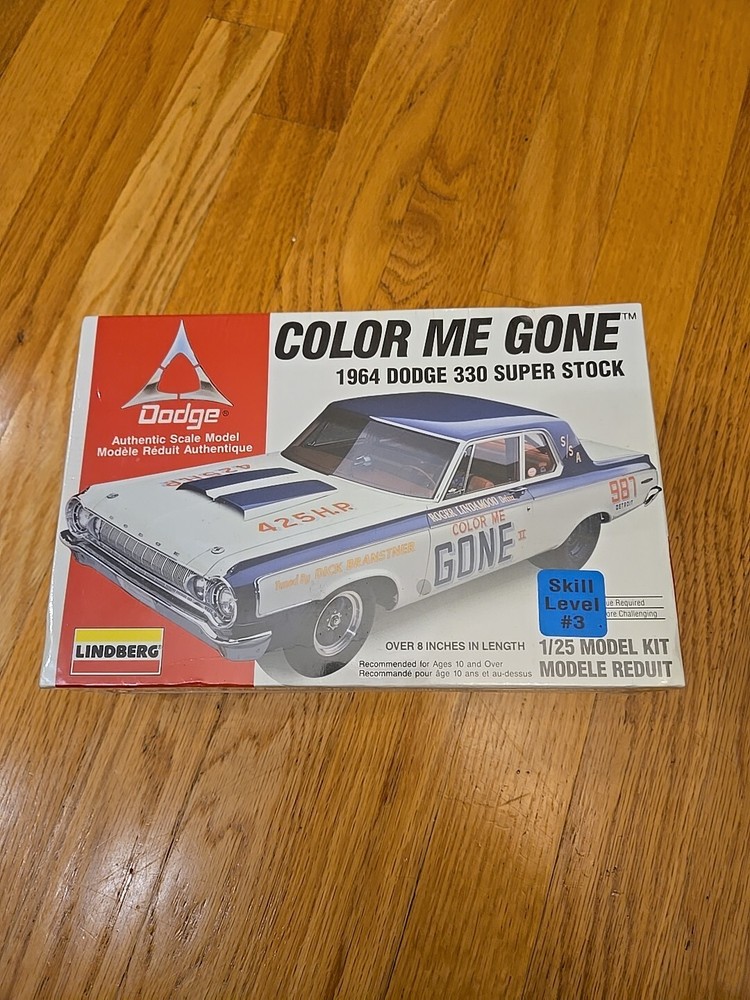 Lindberg Color Me Gone 1964 Dodge 330 Super Sport 1/25 Scale Car Model Kit