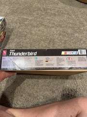 1985 AMT/Ertl Ford Thunderbird Nascar 7-Eleven Kyle Petty 1/16 Scale Model Kit