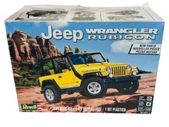 Revell Model Kit Military 1/25 scale SEALED Jeep Wrangler Rubicon Yellow Car Box