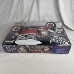 Lindberg Big Red Rod T Bucket 1/8 Scale Model Kit #73044 NEW/Sealed 1999