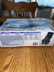 Revell 91 Ford F-350 Duallie Pickup Open Box NOB ! 100% Complete Ready To Build!