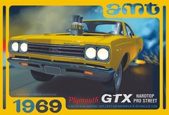 AMT 1969 PLYMOUTH GTX HARDTOP PRO STREET 1:25 SCALE MODEL #1180
