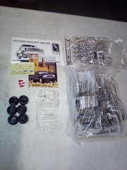A4E AMT Ertl #6032 1:25 Chevrolet C1500 454SS Pickup Truck Model Kit Complete